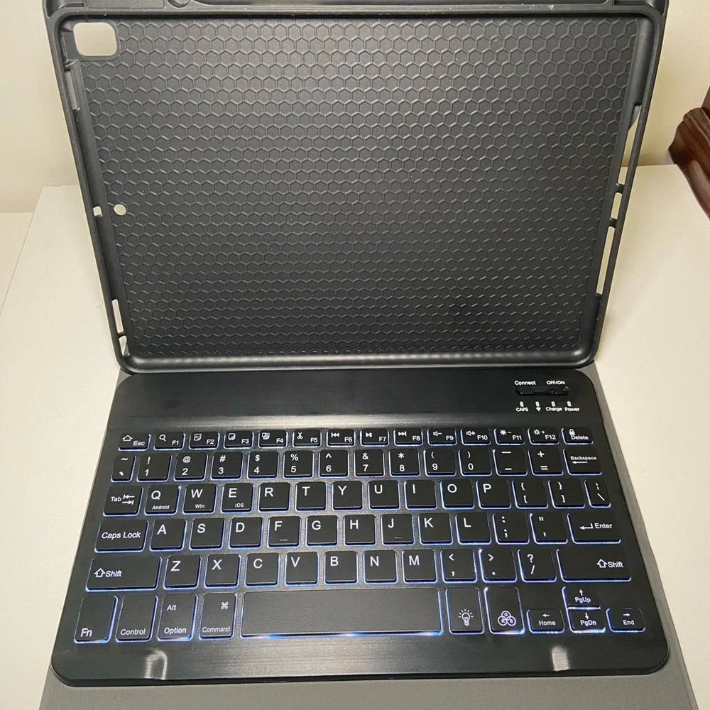 Black iPad Keyboard Case
